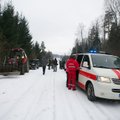 Į Trakų rajoną iškviestos visos tarnybos: pranešta, kad per avariją prispausti žmonės