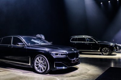 Meno parodoje sostinėje pristatyti prabangiausi BMW automobiliai