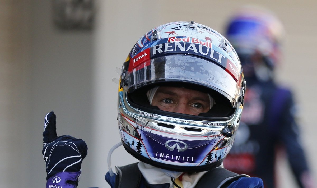 Sebastianas Vettelis laimėjo ir Japonijos etapą