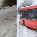 Išvydusi, kaip prie stotelių „sutvarkytas“ sniegas, vilnietė pasibaisėjo: tai kelia pavojų