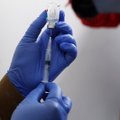 Gamintojai: „Pfizer-BioNTech“ vakcina apsaugo nuo britiškojo ir afrikietiškojo COVID-19