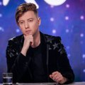 Iš „Eurovizijos“ atrankų pasitraukusiam Sashai Song gresia tūkstantinė bauda