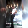 E. Iglesiasas susižeidė koncerte, kai palietė bepilotį orlaivį