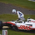Schumacheris per treniruotę Japonijoje sudaužė „F-1“ bolidą