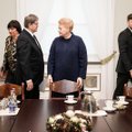 Grybauskaitė žada pataisas, kurios neleistų manipuliuoti etatiniu pedagogų apmokėjimu