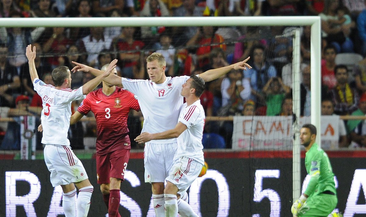 Albanijos futbolininkai išvykoje įveikė Portugaliją