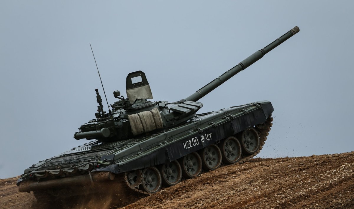 Tankas T-72