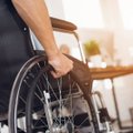 Neįgaliuosius lydintys asmeniniai asistentai į renginius galės patekti nemokamai