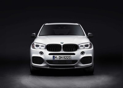 "BMW X5 M Performance"