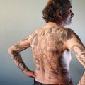 J.Roberts gerbėjas pasipuošė 82 tatuiruotėmis su jos atvaizdu