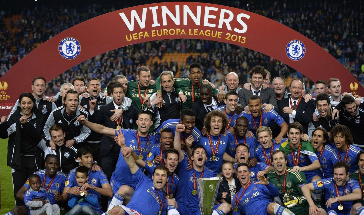 „Chelsea“ futbolininkai iškovojo Europos lygos taurę ir pateko į istoriją