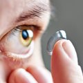 Perspėja kontaktinių lęšių nešiotojus: dėl jų sukeltų komplikacijų net apankama