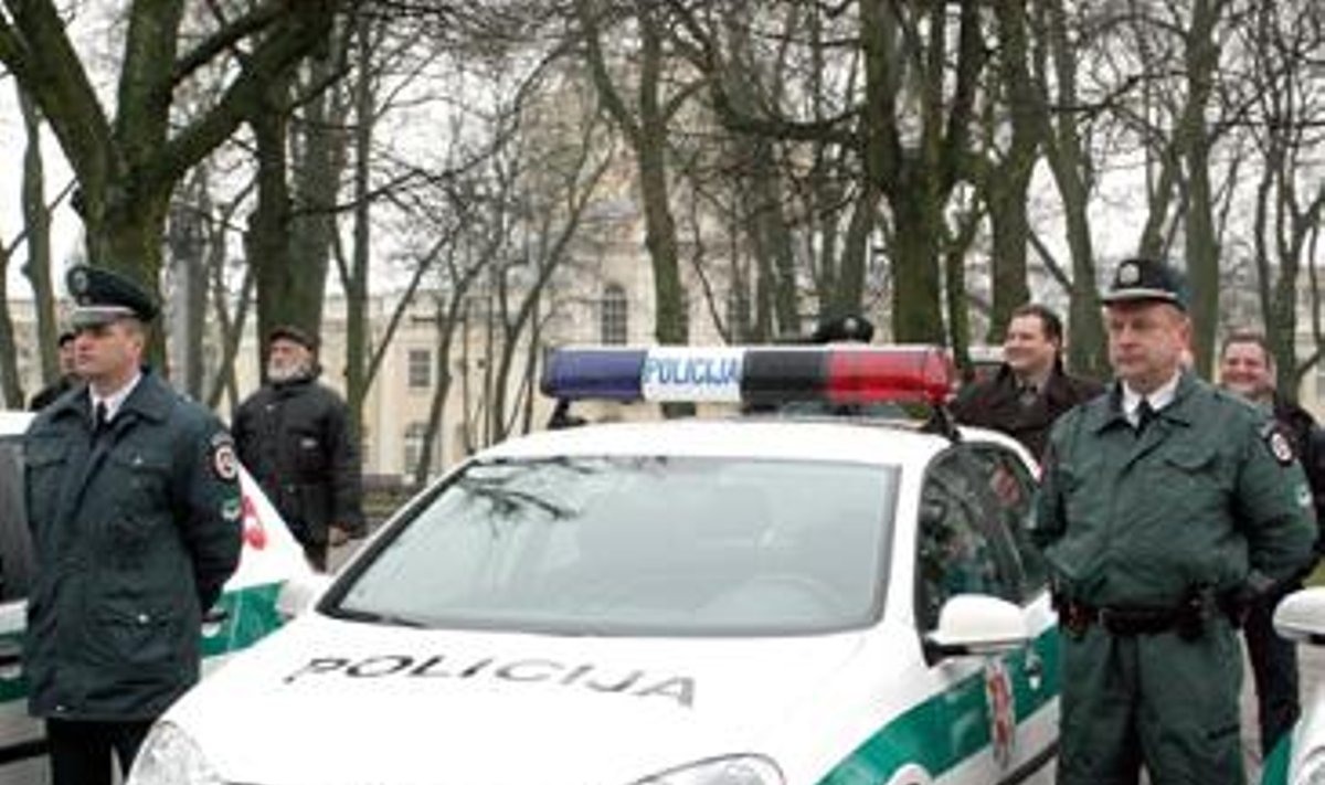 Naujieji Kauno policijos "VW Golf" automobiliai