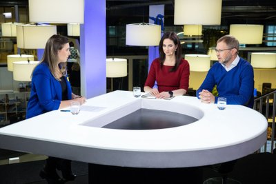 Viktorija Chockevičiūtė, Inga Ruginienė, Marijus Kalesinskas