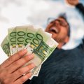 С Нового года минимальная зарплата "на руки" в Литве увеличилась на 75 евро