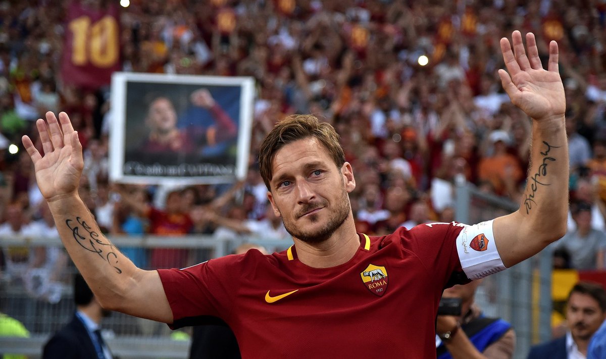 F. Totti paskutinės rungtynės vilkint „Roma“ marškinėlius