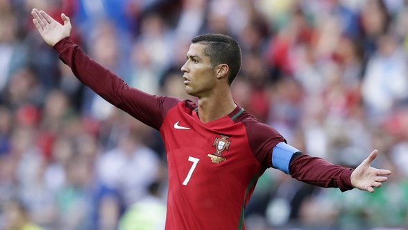 M. Schollis: kalėjime C. Ronaldo taps „Mis rugsėjis“