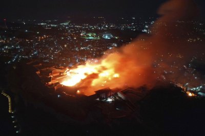 Okinavoje sudegė į Pasaulio paveldo sąrašą įtraukta pilis