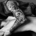 Gerbėjai piktinasi, kad J. Bieberio raumenys – „Photoshop“ rezultatas