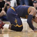„Cavaliers“ neteko L. Jameso ir patyrė triuškinantį pralaimėjimą San Antonijuje