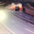 Kamera užfiksavo krovininio automobilio avariją Čilėje