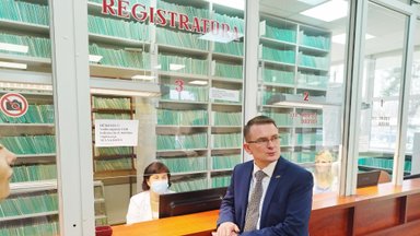 Ministras Dulkys apsilankė Mažeikiuose: nerimą sukėlė šeimos gydytojų padėtis