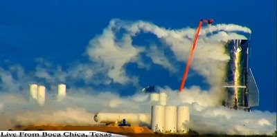„SpaceX“ eksperimentinis erdvėlaivis sprogo atliekant bandymus