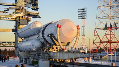 В РФ с третьей попытки запущена тяжелая ракета "Ангара-А5"