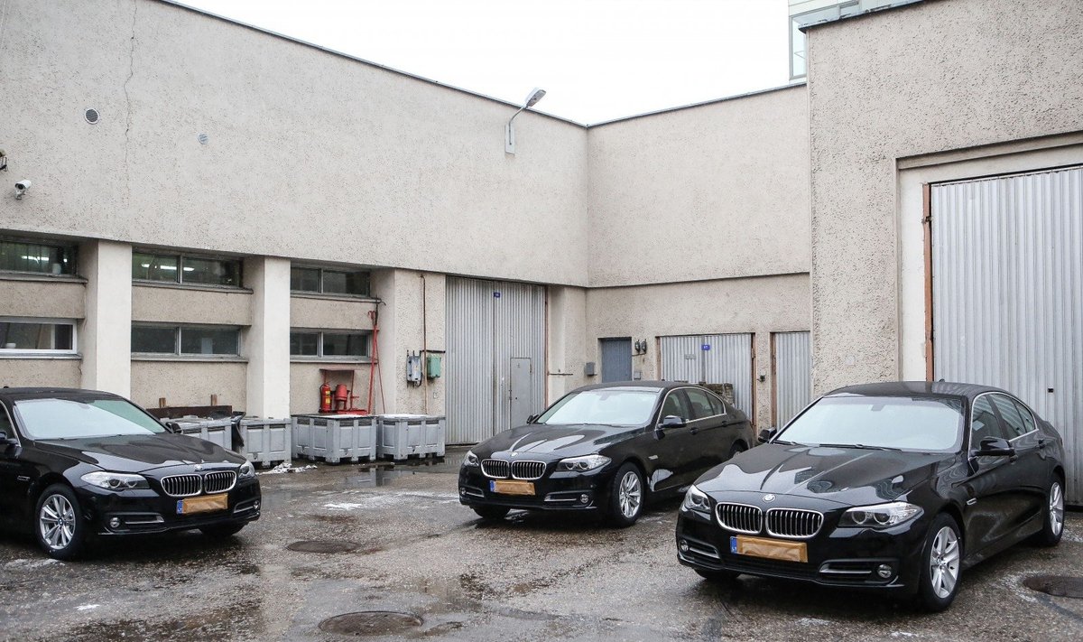 Seimo konceliarijos BMW automobiliai