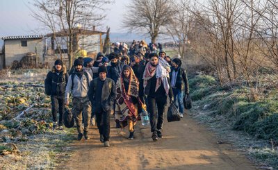 Turkijos pasienį su Graikija pasiekė dar keli tūkstančiai migrantų