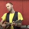 „The Roop“ eurovizinis hitas naujai suskambo pritariant mandolinai: įvertinkite