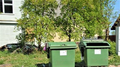 Košmaras Ukmergėje: kaimynų tualeto turinys atsiduria bendruose šiukšlių konteineriuose