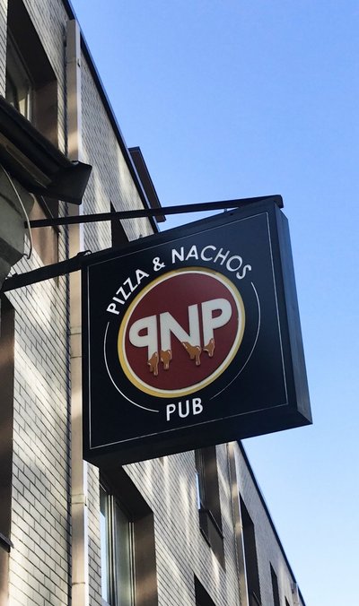 Pizza & Nachos Pub