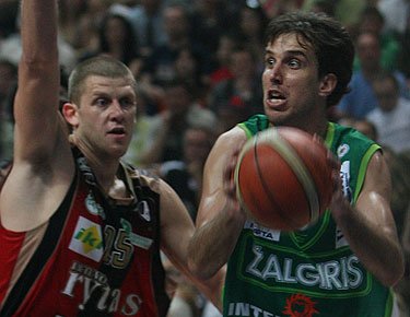 Marcelo Machado („Žalgiris“) su kamuoliu