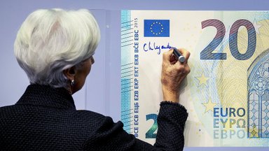 Lagarde galimybės pažaboti eurą – nuo retorikos iki normų sumažinimo
