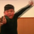 Naujausia interneto žvaigždė – Lotynų Amerikos šokiais susižavėjęs berniukas iš Kinijos