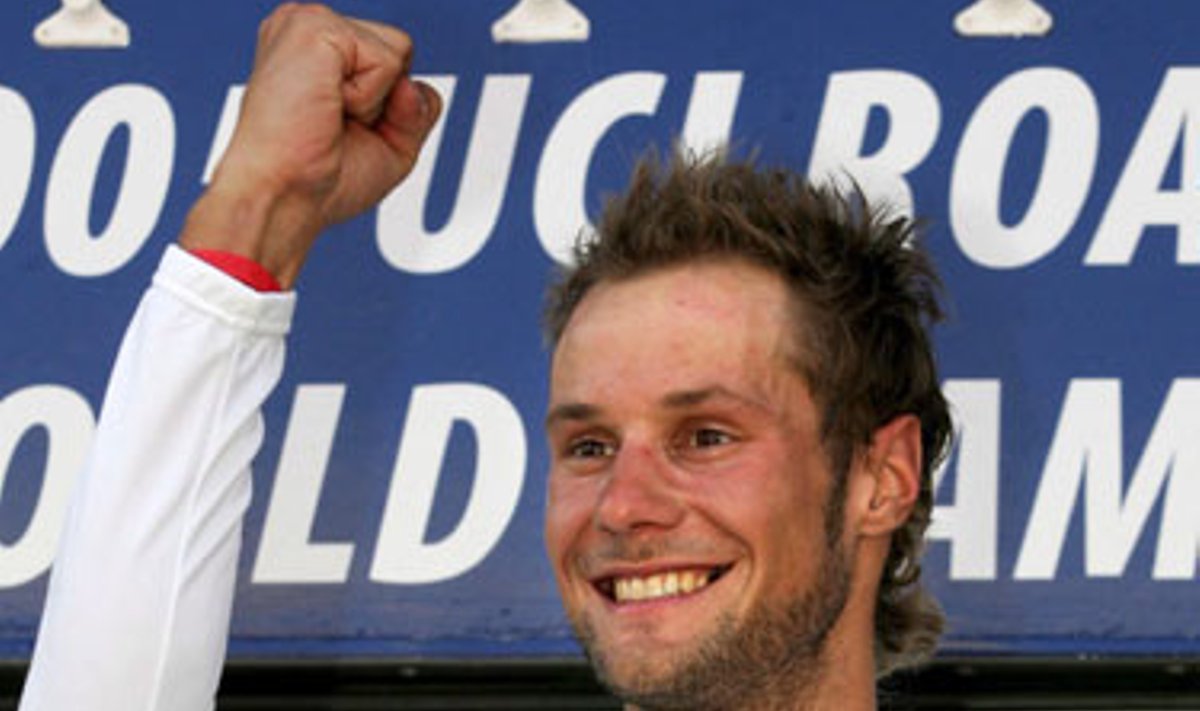 Pasaulio čempionu tapo Belgijos dviratininkas T. Bonenas.