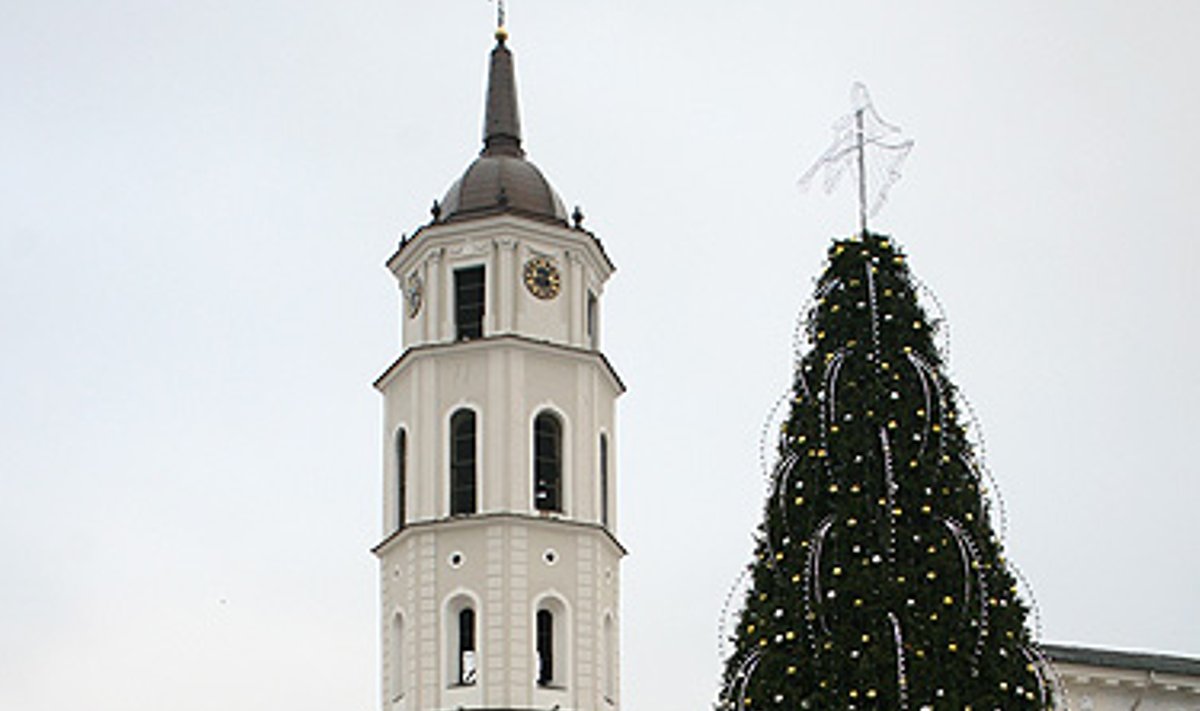Kalėdinė eglė Katedros aikštėje Vilniuje