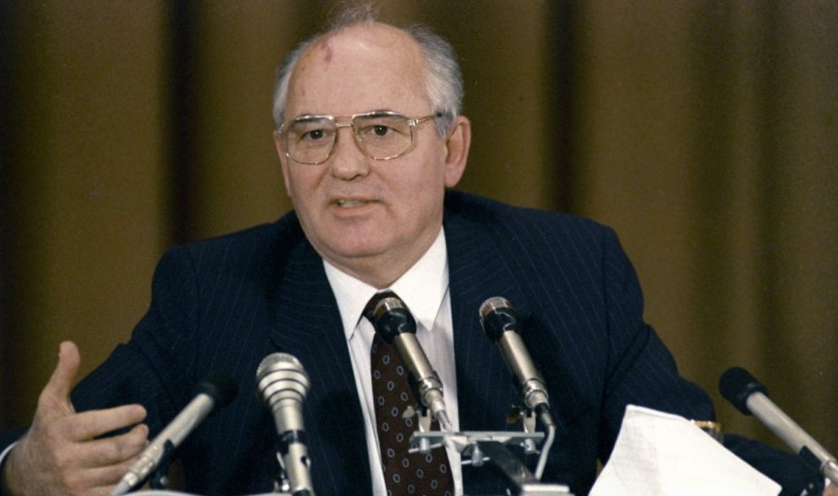 Michailas Gorbačiovas Lietuvoje 1990 m. sausį