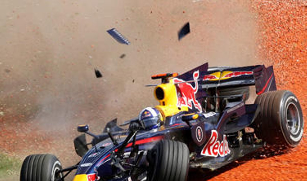 Davidas Coulthardas ("Red Bull")