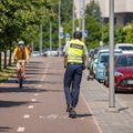 Parkavimo kontrolieriai Vilniuje nebevaikščios pėsčiomis: ar sumokėta rinkliava tikrins privažiavę paspirtuku
