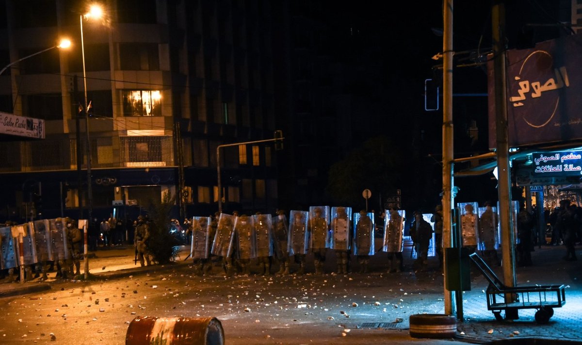 Protestuotojų susirėmimai su policija Beirute