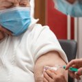 ЕС рекомендует еще одну дозу вакцины от COVID-19, Минздрав Литвы обсудит это с экспертами