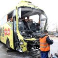 Estijoje sunkvežimis iš Lietuvos susidūrė su autobusu: vienas žuvo, 13 ligoninėje