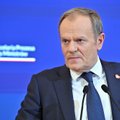 Lenkijos centrinio banko vadovas siūlo premjerui Tuskui paliaubas