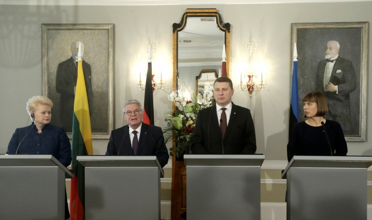 Dalia Grybauskaitė, Joachimas Gauckas, Raimondas Vėjuonis ir Kersti Kaljulaid 