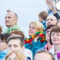 Vienu metu viso pasaulio lietuviai giedos Tautišką giesmę: telkiasi draugai, šeimos, bendruomenės