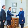 Экс-президент Литвы: "крестьян" накрыла вторая волна коронавируса