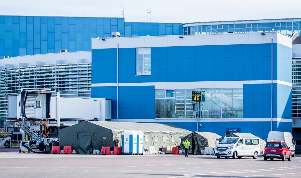 Karantino vaizdai iš Vilniaus oro uosto (nuotr. Martyno Jaugelavičiaus)
