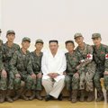 Kim Jong Unas neįprastai nutilo